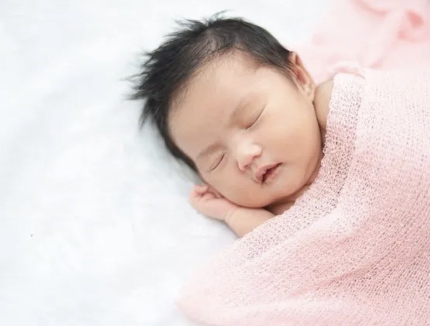 【睡眠衛教】你家寶寶睡得夠嗎？ 0-6歲寶寶睡覺時間總整理